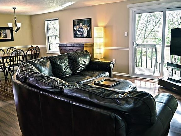 5th image of 635 Sunset Cir