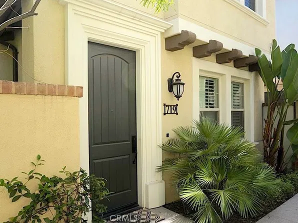 719 E Valencia St, Anaheim, CA 92805