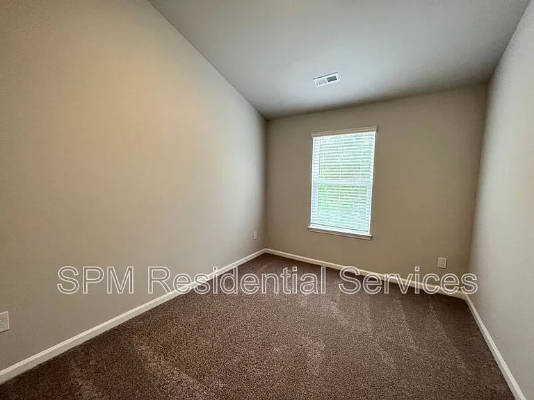 3618 Roseblossom Dr — Photo 12