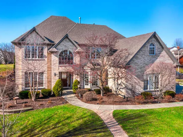 2303 Johnsburg Ct, Naperville, IL 60564