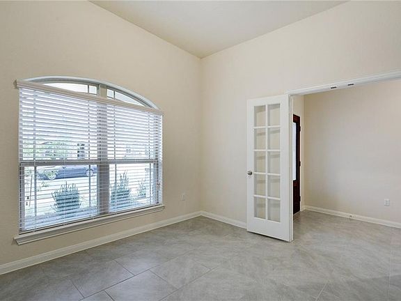 3rd image of 601 Puerta Vallarta Ln
