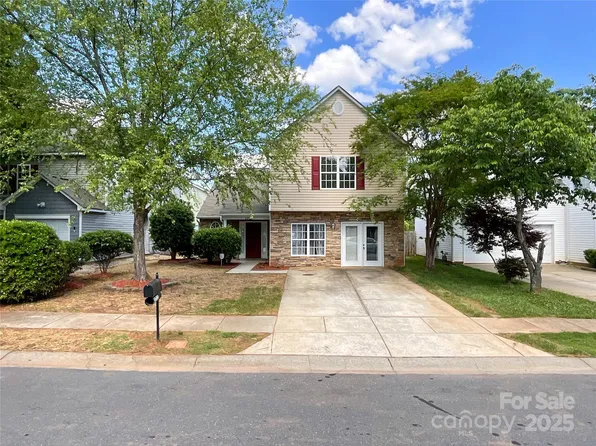 2713 Reid Meadows Dr, Charlotte, NC 28208
