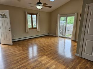 2 Carnegie Dr #2, Farmingville, NY 11738