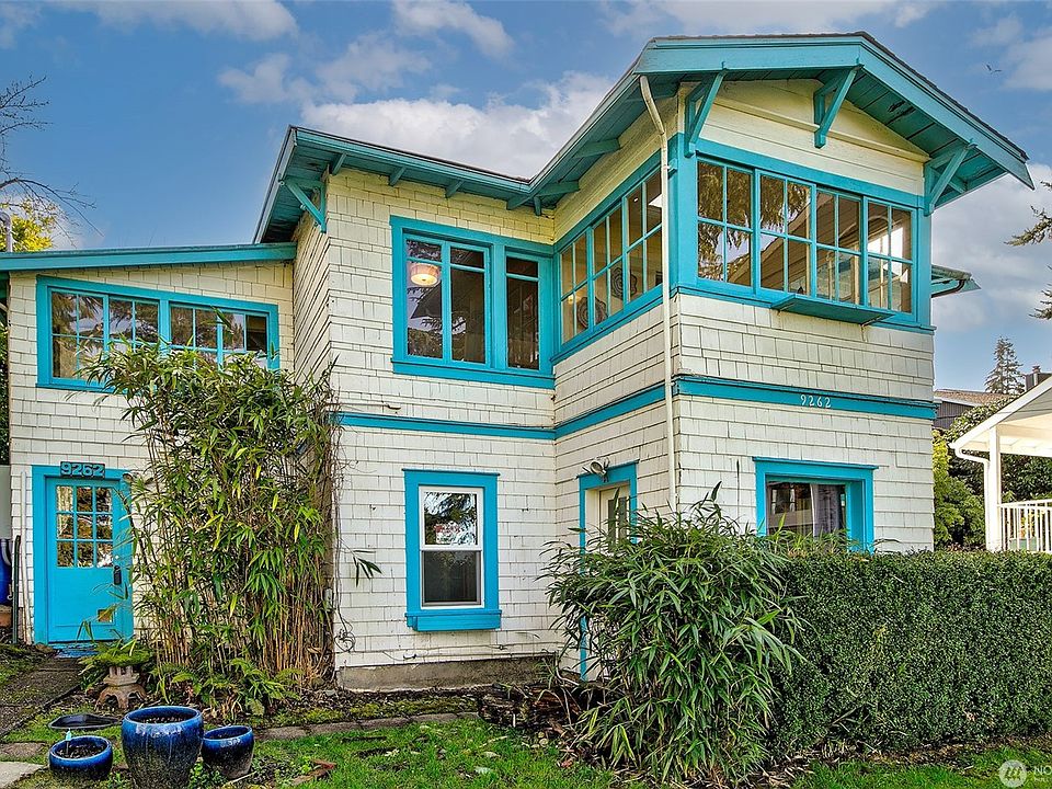 Charming old house with water views