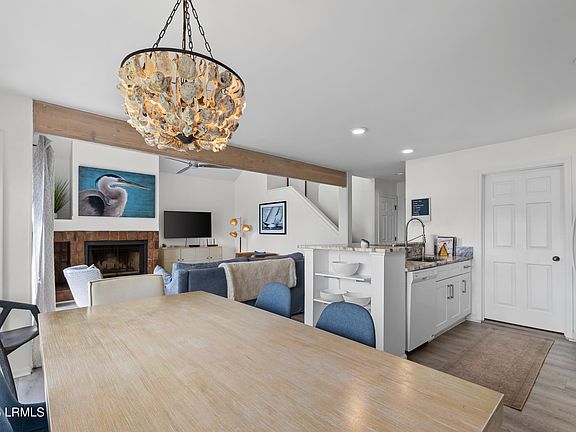 3rd image of 2021 Bluff Villas Road