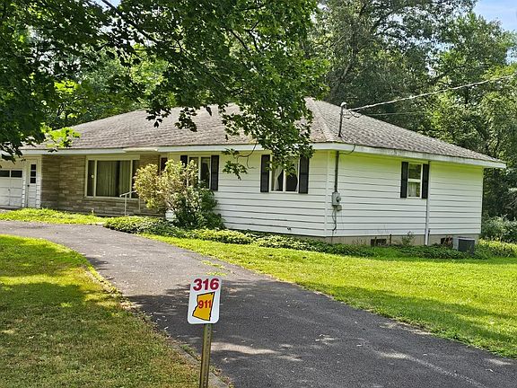 2nd image of 316 Pine Circle