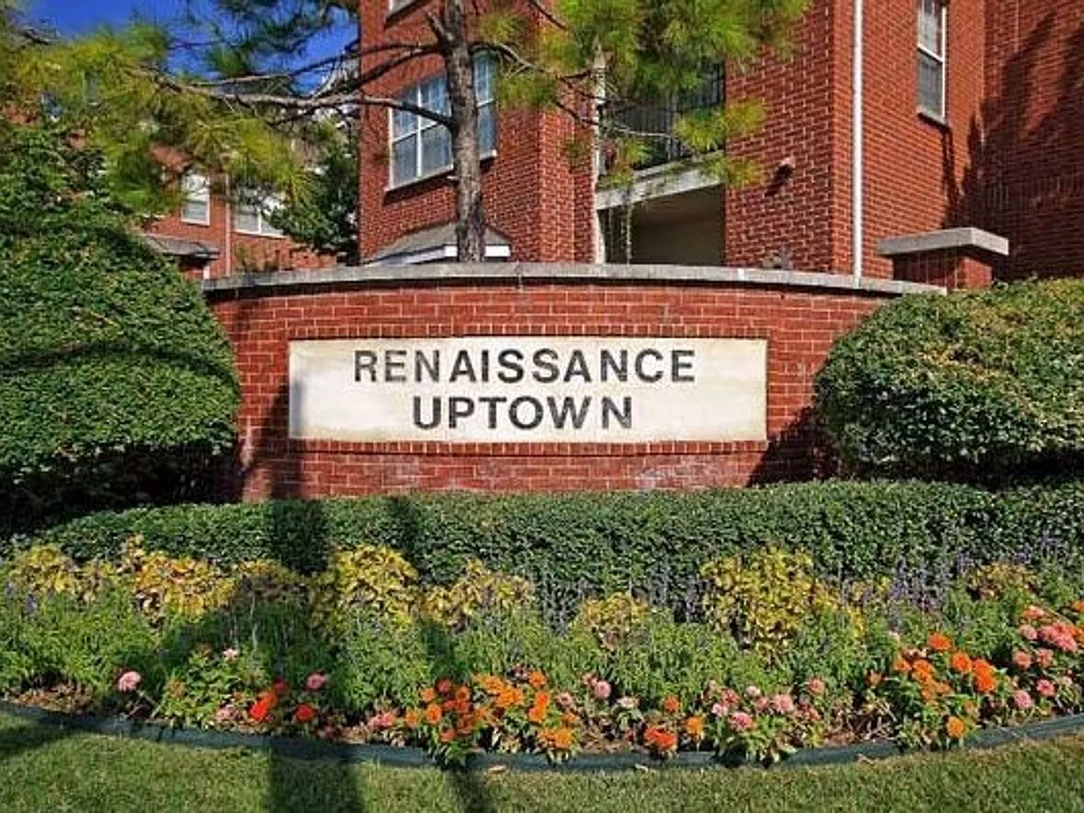 Renaissance Uptown Tulsa — Photo 2