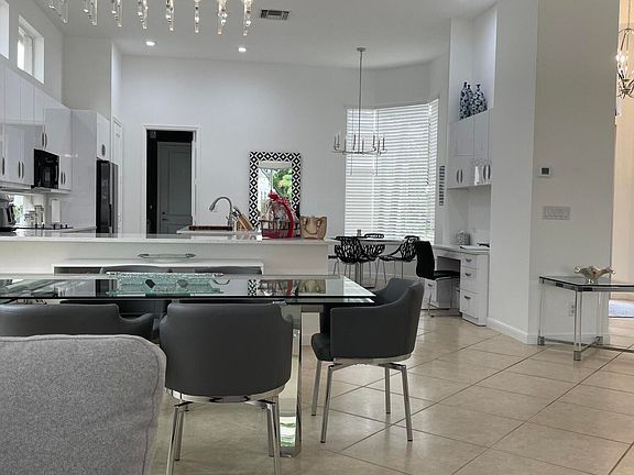 4th image of 7744 Trieste Place #7744