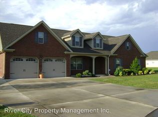 337 Sunrise Dr, Rossville, GA 30741