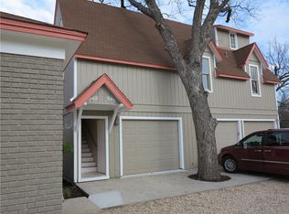 310 W University Ave UNIT B, Georgetown, TX 78626