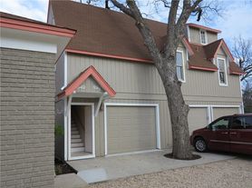 310 W University Ave, Georgetown, TX
