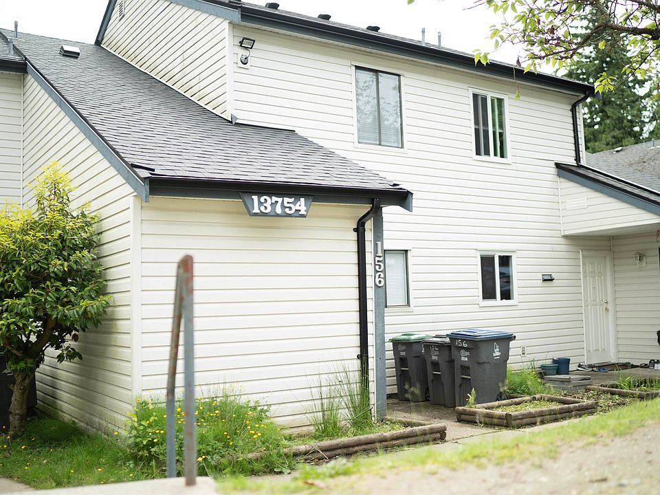 1st image of 13754 67th Ave #156