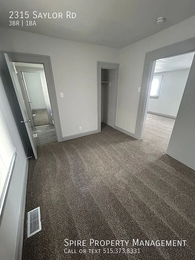Newly Remodeled Home with Central Air -- Income based housing! — Photo 1