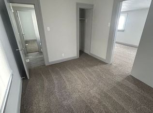 2315 Saylor Rd, Des Moines, IA 50313