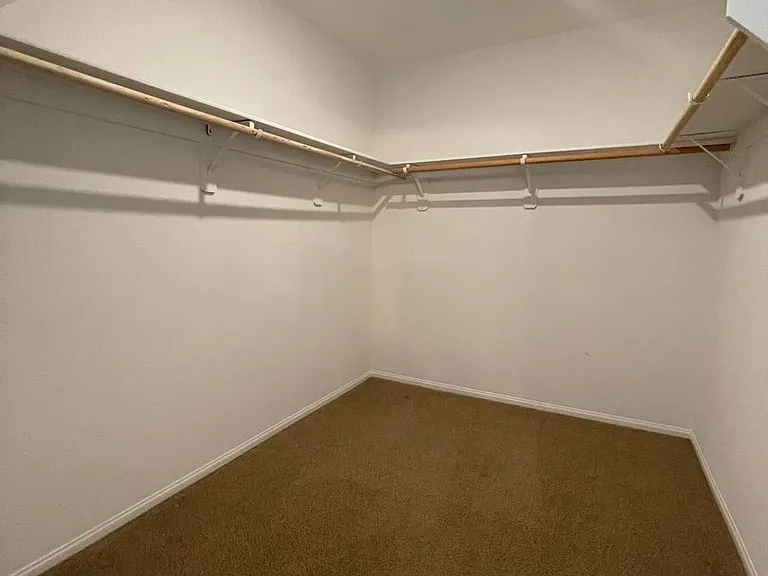 6124 Castle Gardens Ave — Photo 16