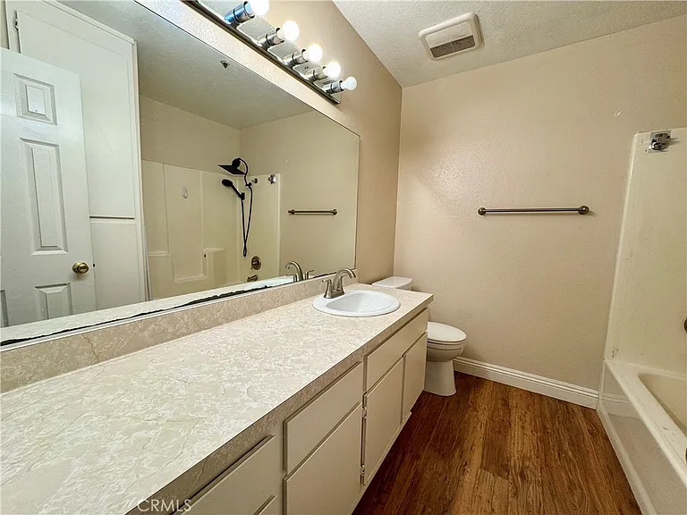 4115 Farquhar Ave — Photo 13