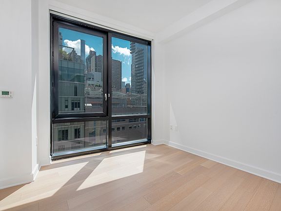 5th image of 21 W End Ave APT 1422
