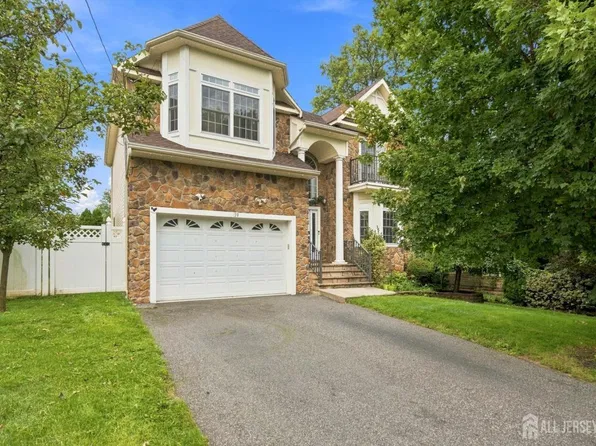 39 Hamilton Ave, Edison, NJ 08820