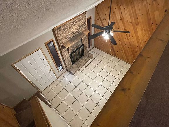 5th image of 3407 Maple Creek Ln Unit A