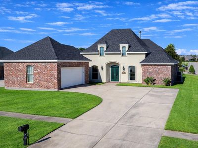 384 Sugarwood Blvd, Houma, LA, 70360