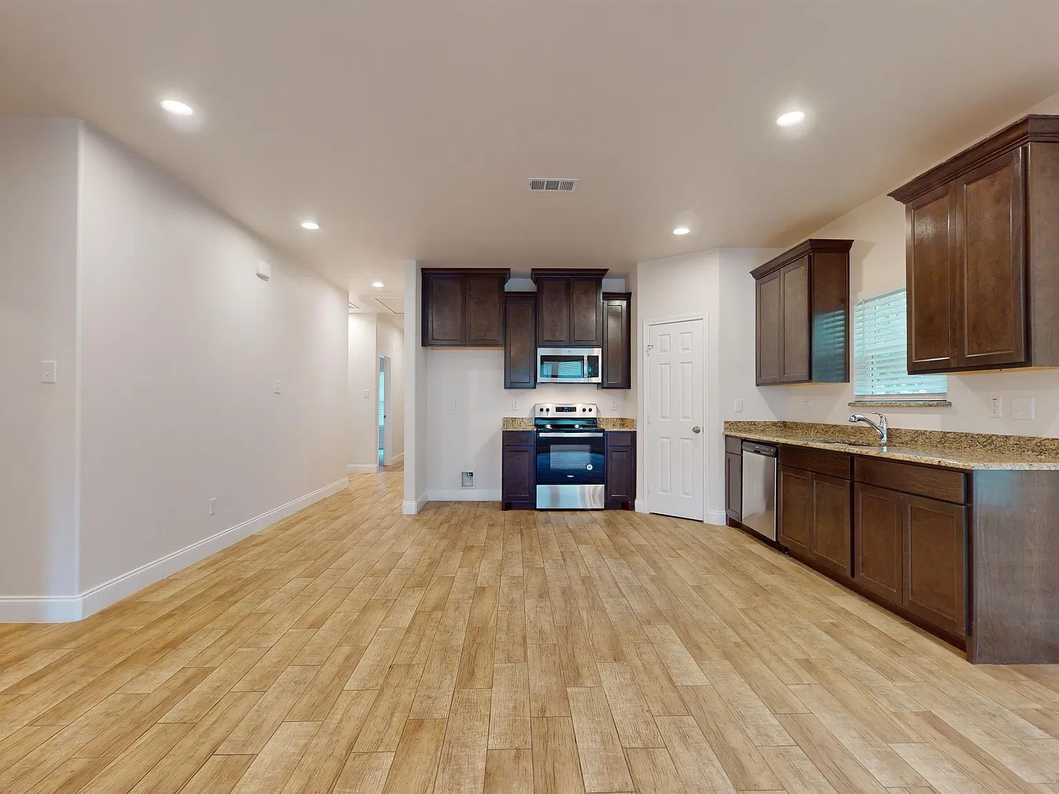 415 Williams Drive - 1 — Photo 3