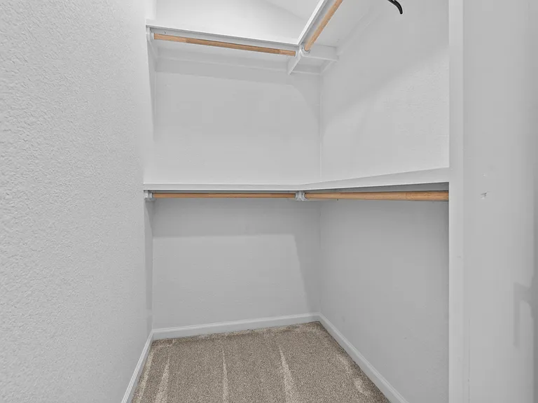 1701 E Lake Dr — Photo 21