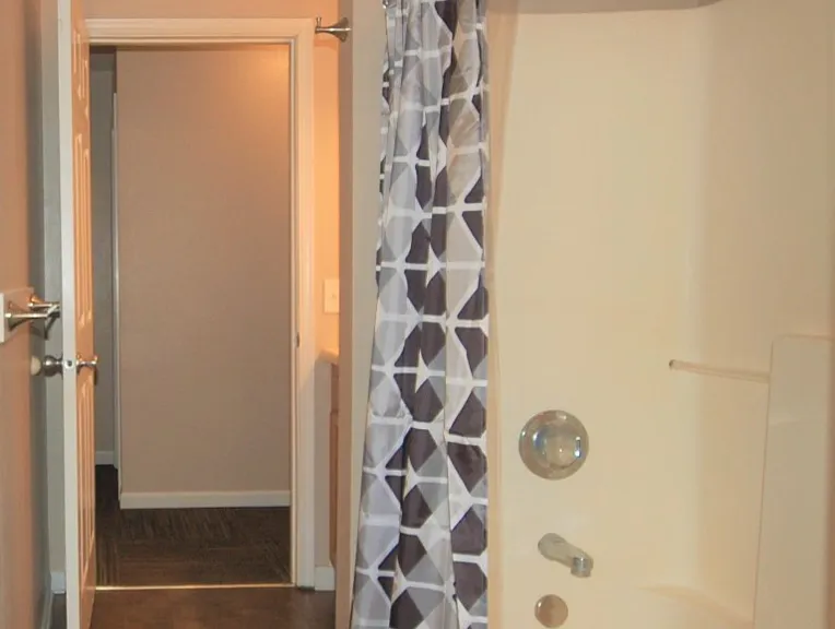 226-228 Haws Dr — Photo 23