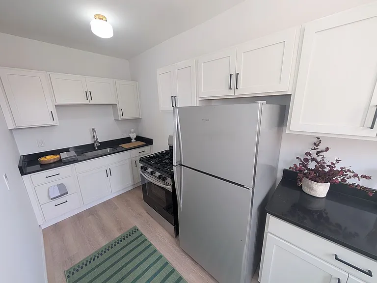 3525 Cass Ave #102 — Photo 7