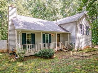 896 Faye Dr NW, Kennesaw, GA 30144