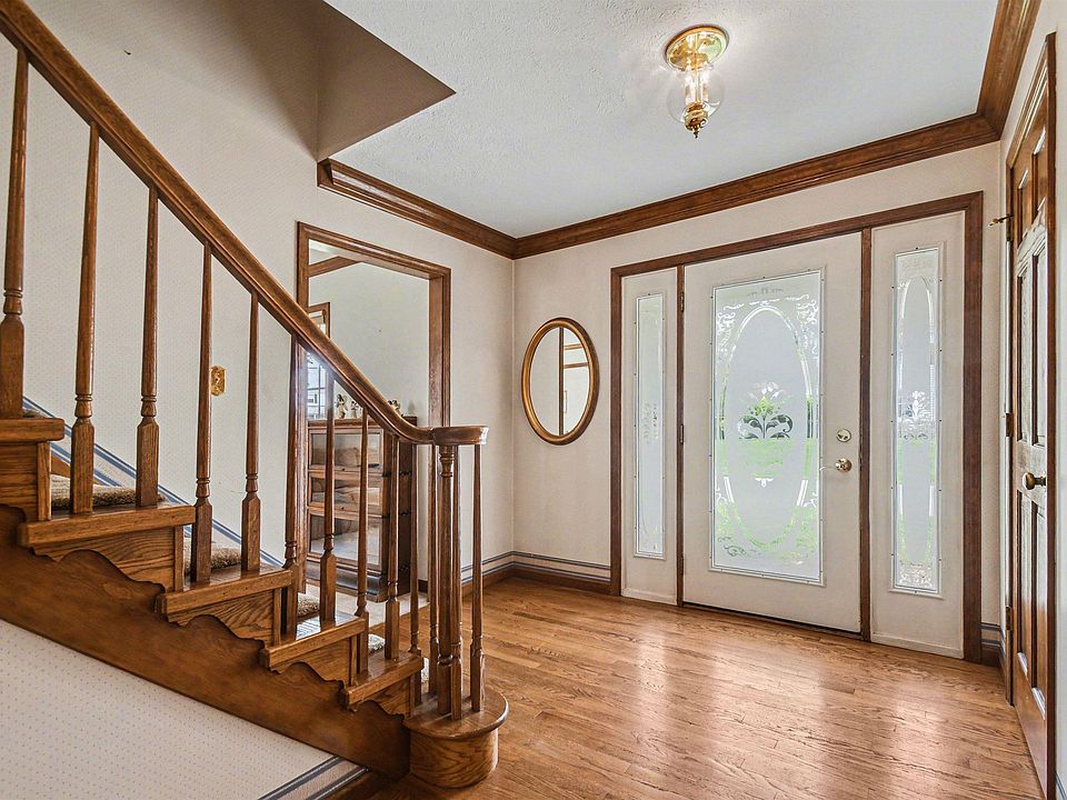 17440 Farmington Square Rd, Granger, IN 46530 | Zillow