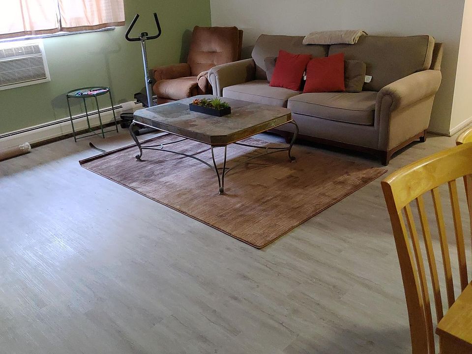 2nd image of 115 S Rocky River Dr APT 105