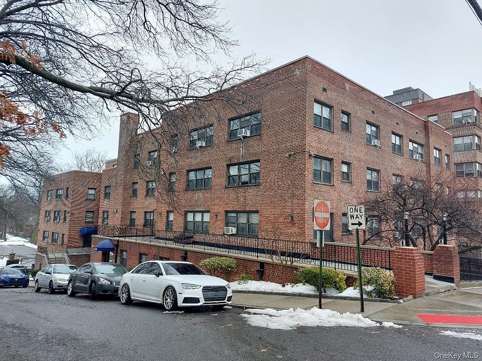 1st image of 55 Ehrbar Avenue #1C