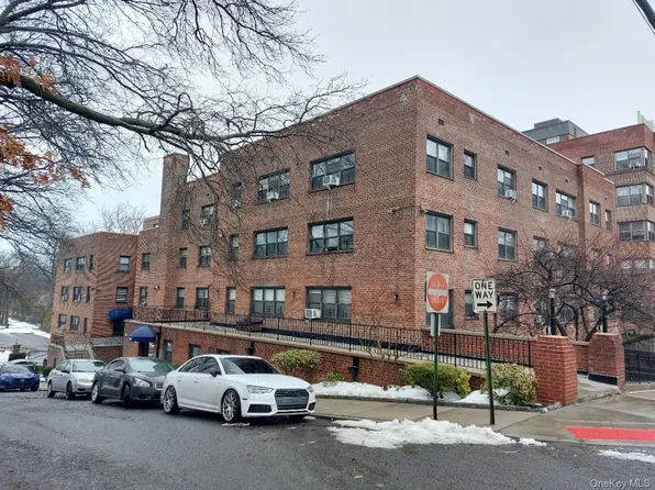 55 Ehrbar Avenue #1C, Mount Vernon, NY 10552