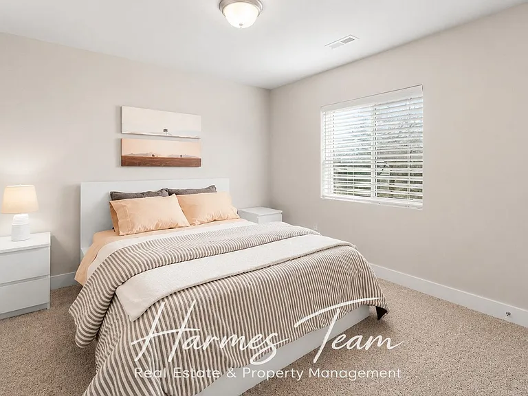 7853 Buffalo Horn Dr — Photo 37