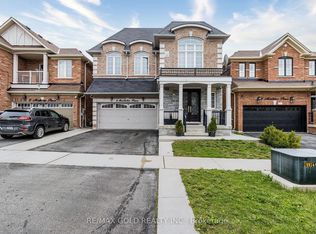 4 Mistletoe Pl, Brampton, ON L6Y 5V1