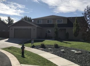 1025 SW Olive Ct, Hermiston, OR 97838