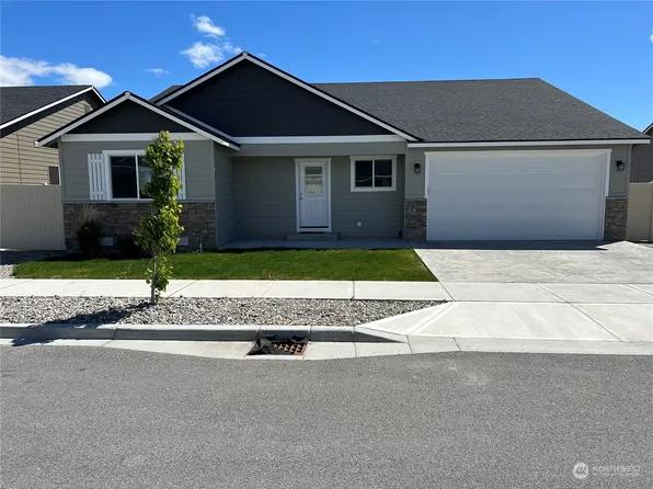 155 Emma Drive, Wenatchee, WA 98801
