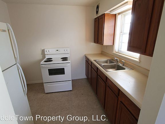 4th image of 1001 N Tillotson Ave APT 3