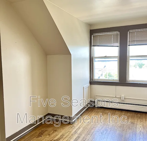 76 N Union St #7 — Photo 3