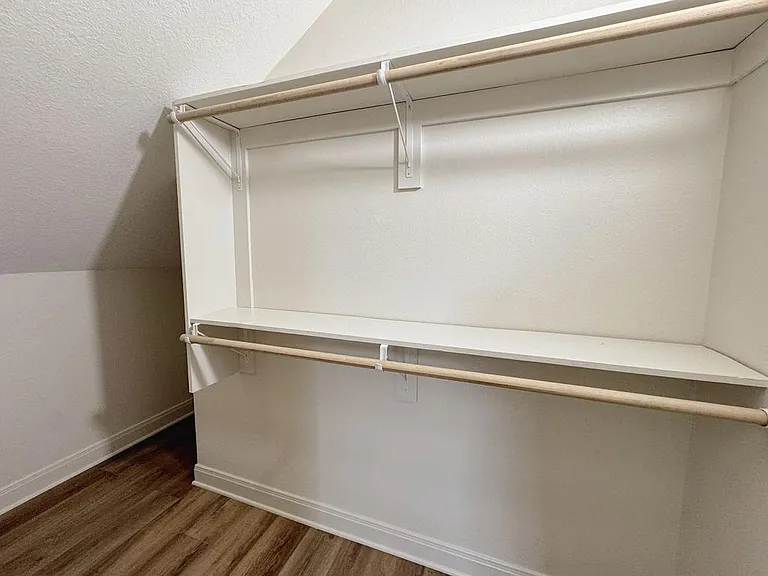 5121 FM 446 — Photo 30