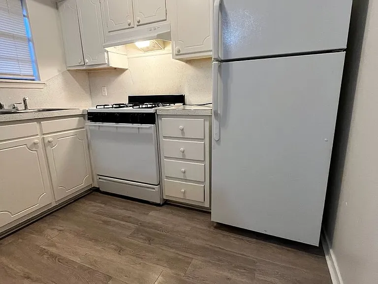 3rd Street Apartments — Photo 5