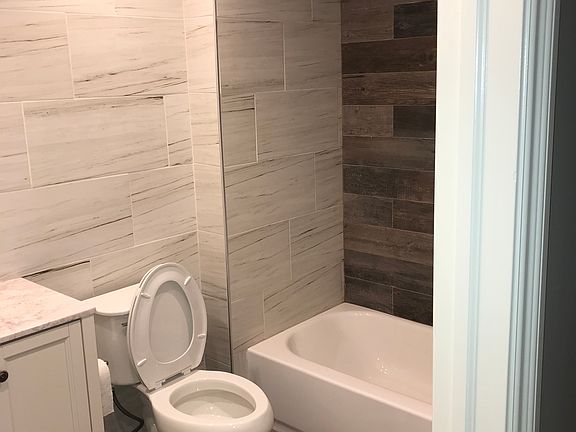 2nd image of 39484 Old Dominion Dr