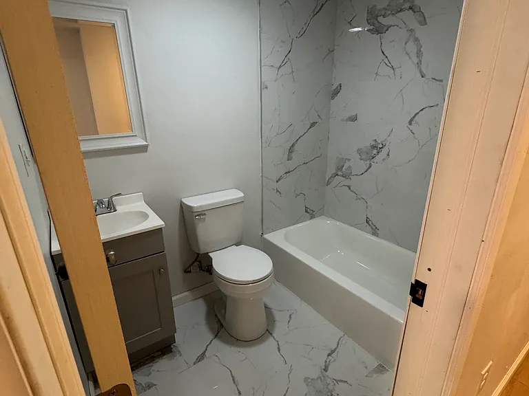 5105 Kershaw St #1 — Photo 1