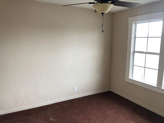 4th image of 735 N Los Robles Ave APT 6