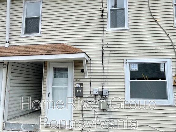 3rd image of 513 Spear Way