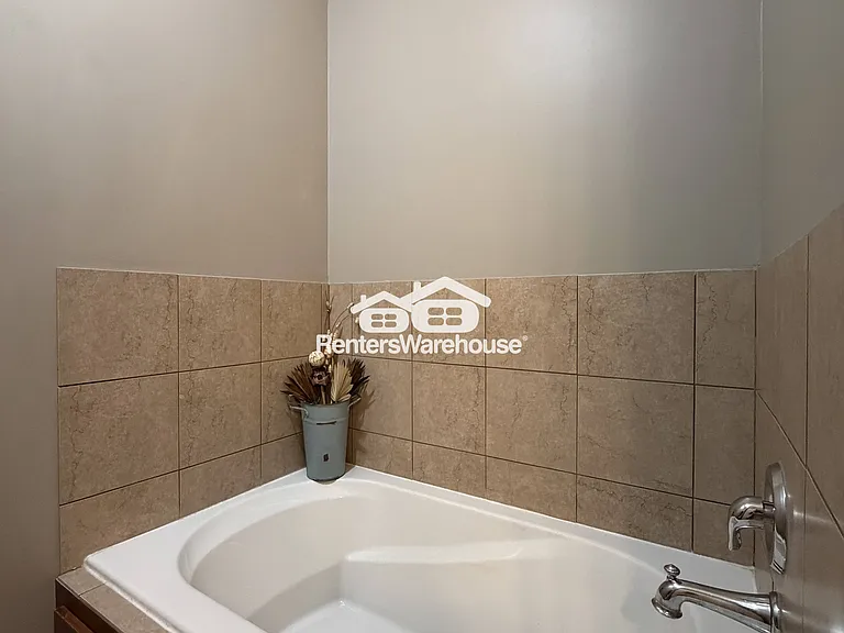16784 Olivine St NW — Photo 16
