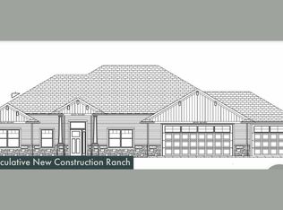 2140 Creek Wood Dr, Dubuque, IA 52003