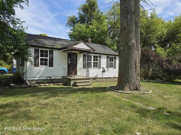 2502 S 24th St, Saginaw, MI 48601