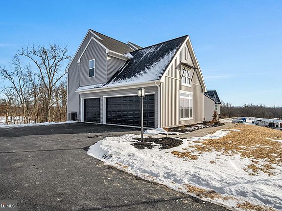 2nd image of 16 Old Moss Ln