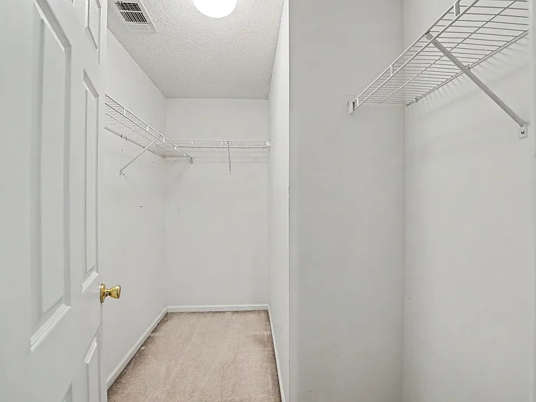 152 Dovetail Xing — Photo 18
